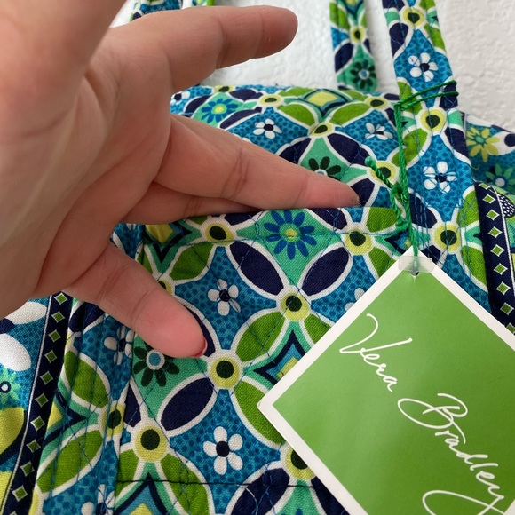 New Vera Bradley blue green daisy Daisy quilted shoulder bag - Picture 6 of 8